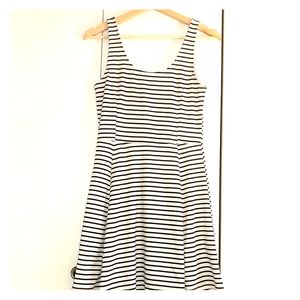H&M dress